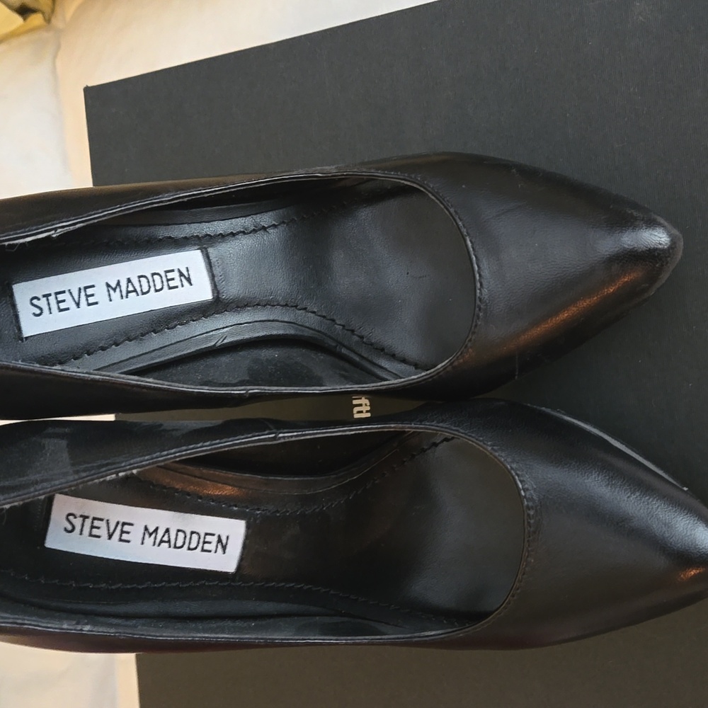 Steve Madden black platform